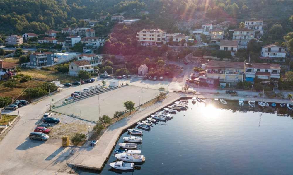 Sea View Apartment Sunrise Poljica & Blue Lagoon Rent A Boat Buitenkant foto