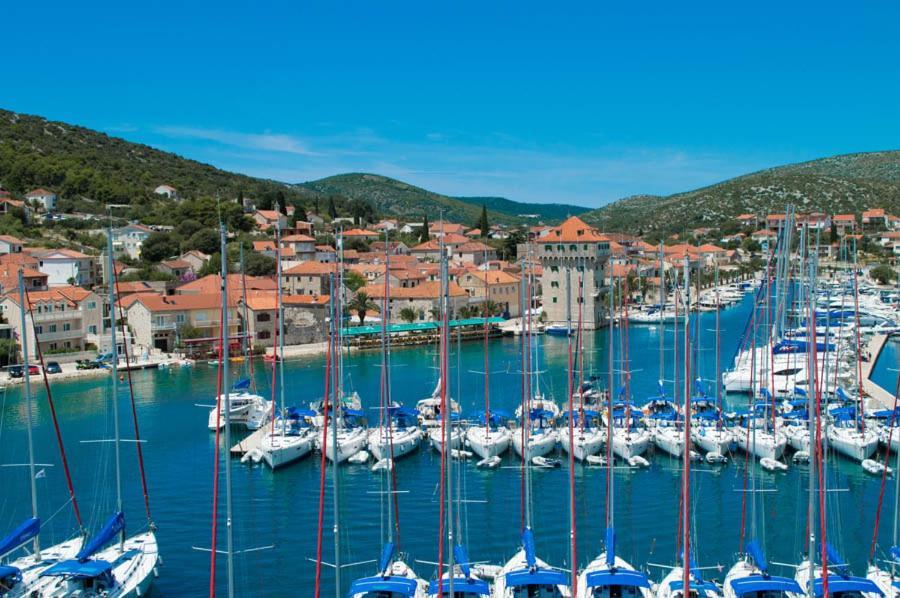Sea View Apartment Sunrise Poljica & Blue Lagoon Rent A Boat Buitenkant foto