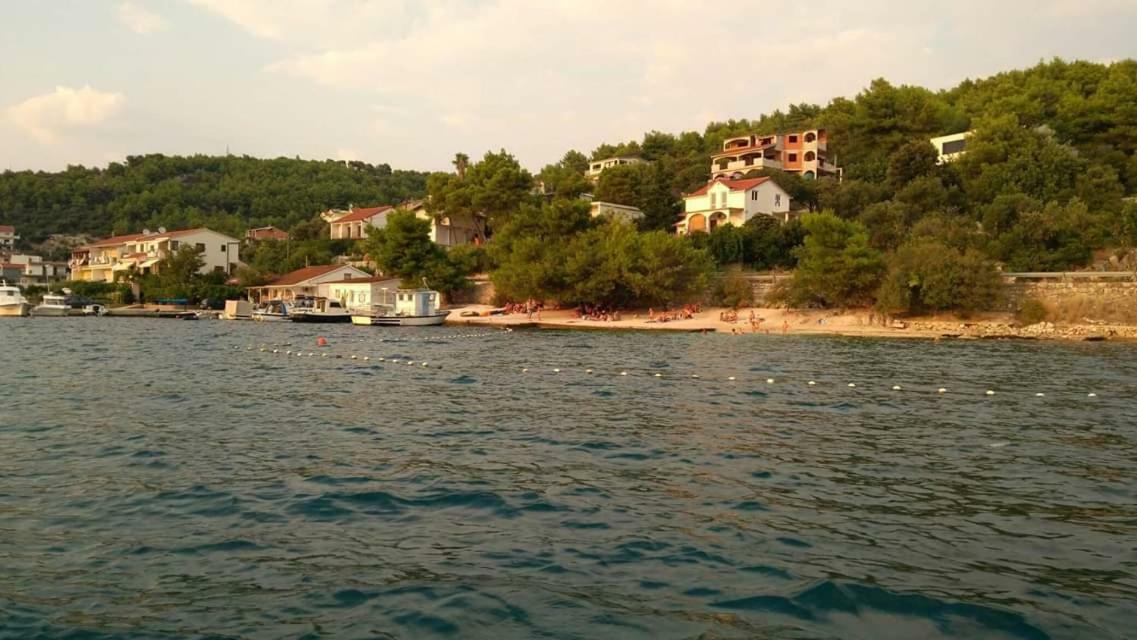 Sea View Apartment Sunrise Poljica & Blue Lagoon Rent A Boat Buitenkant foto